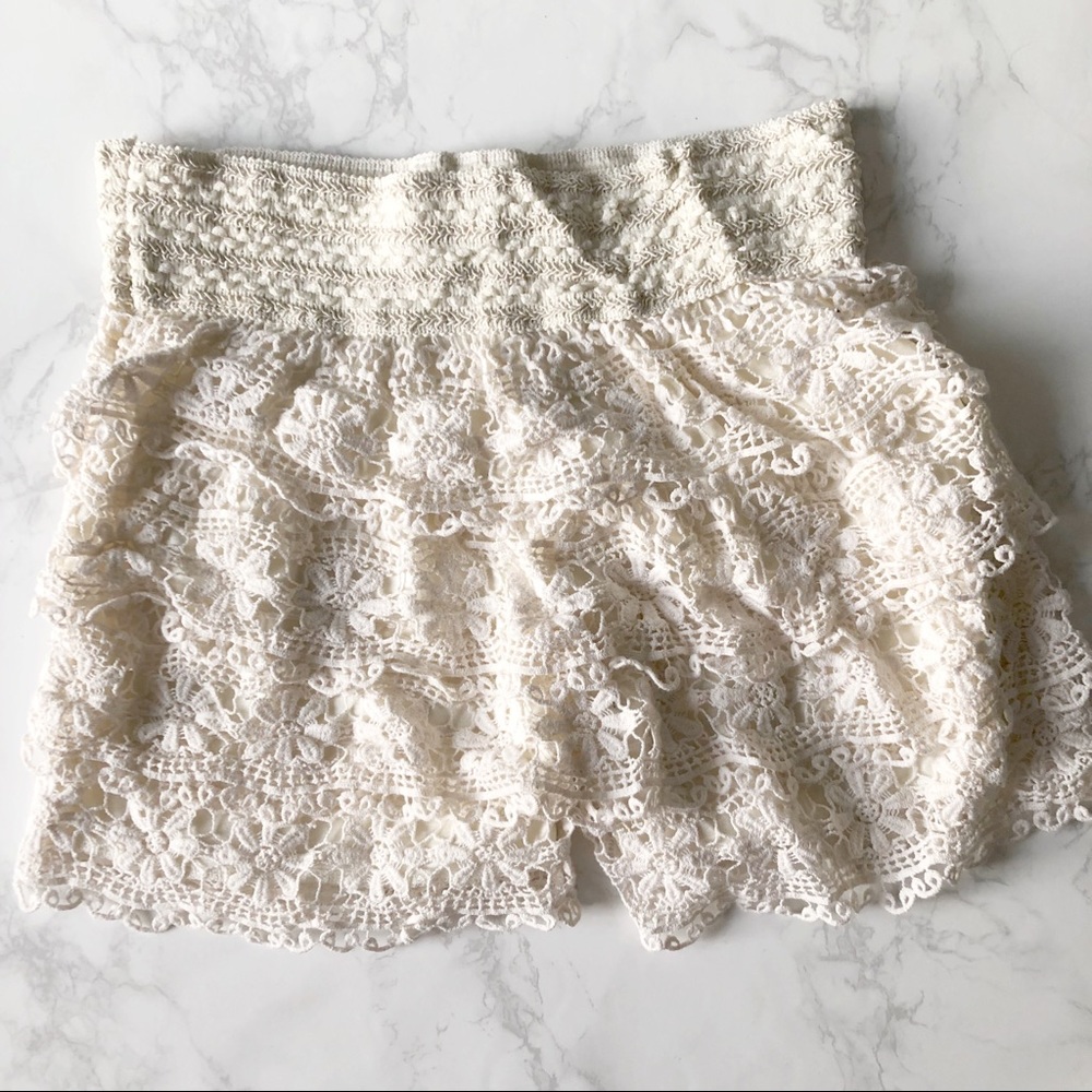 Brandy Melville Crochet Shorts Gem